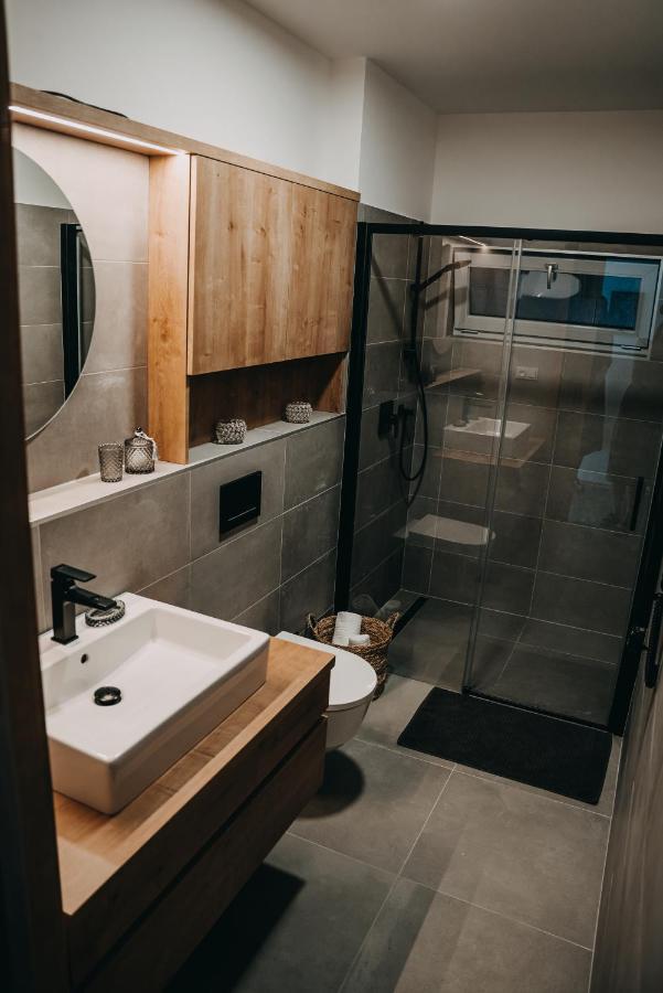 הרניצה Apartman Usti מראה חיצוני תמונה